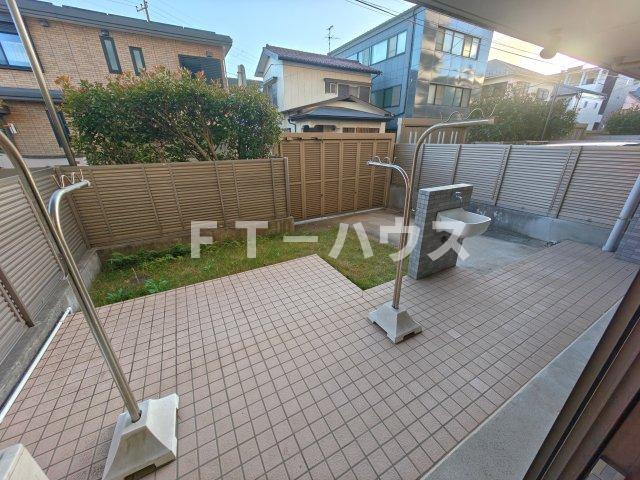 ラ・フォレ23の庭