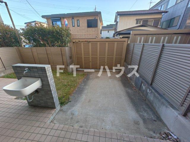 ラ・フォレ23の庭