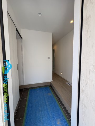 茅ヶ崎市香川5丁目　新築戸建　全11棟7号棟の玄関|玄関の様子