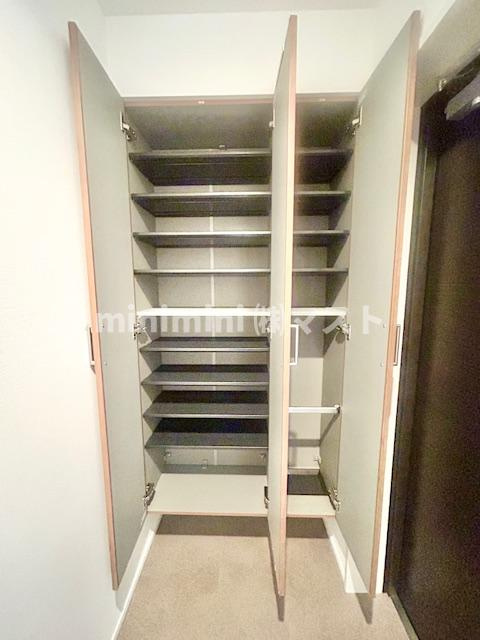 ロイジェント玉川の収納