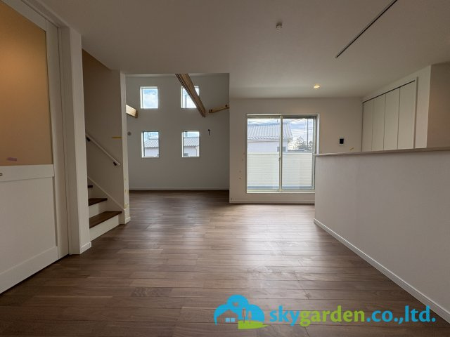 茅ヶ崎市香川5丁目　新築戸建　全11棟8号棟のダイニング