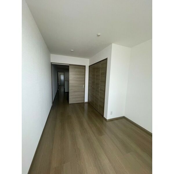 コンフォール鳴浜の居間・リビング