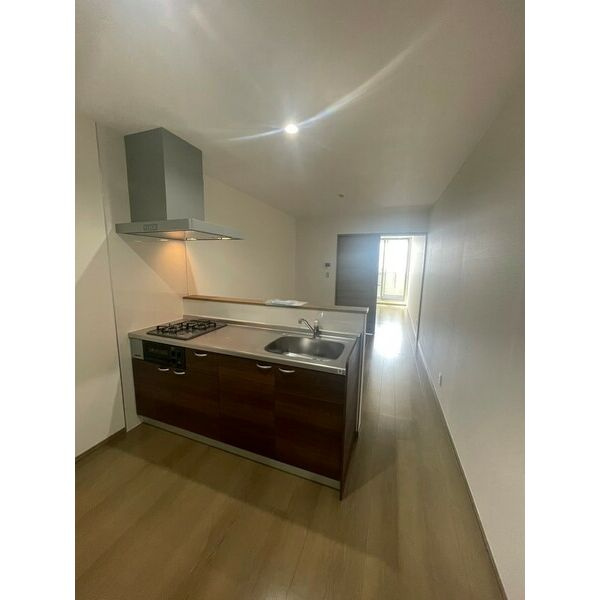 コンフォール鳴浜のキッチン