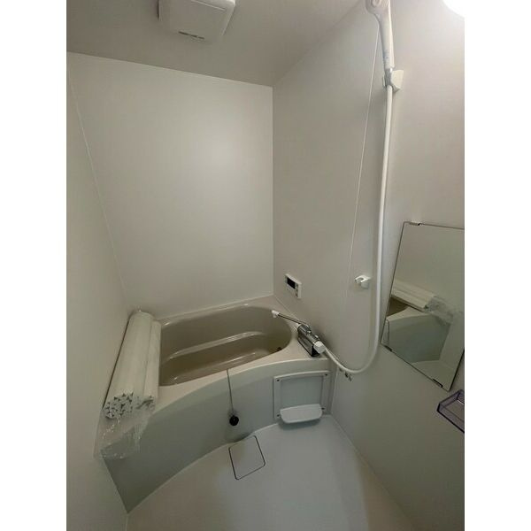 コンフォール鳴浜の浴室