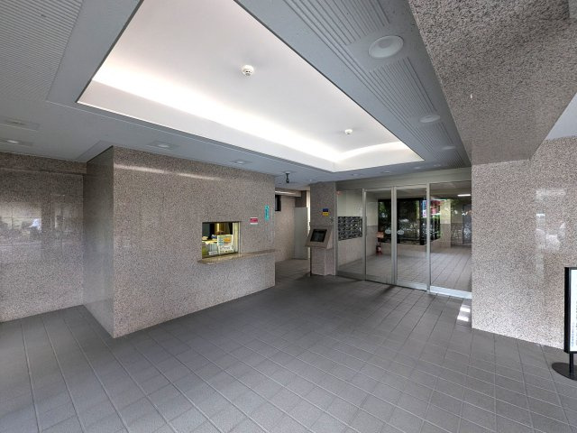 パロス築地のエントランス