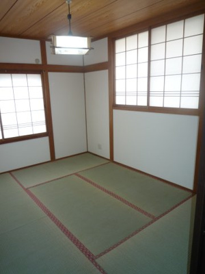 【和室】 | 枚方市香里ケ丘１１丁目【中古戸建て】 | 6帖和室