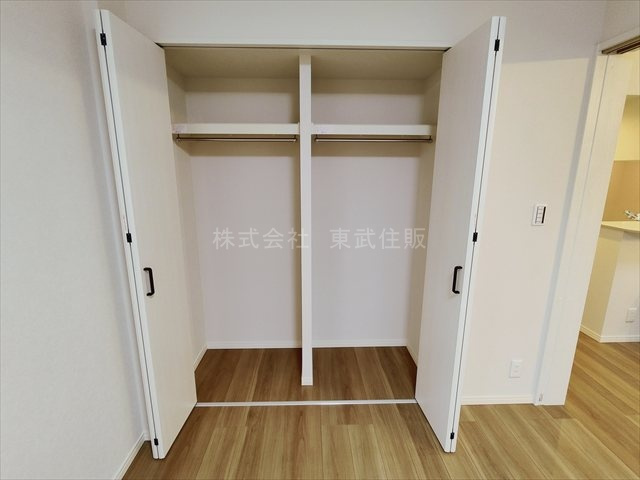 【収納】 | コスモ志木ホワイトコート | 洋室5.8帖収納