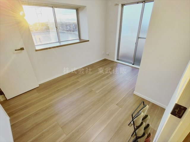 【子供部屋】 | コスモ志木ホワイトコート | 洋室5.0帖、子供部屋としても使い勝手の良いお部屋です