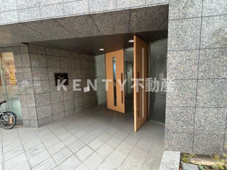 【エントランス】 | 建物の内部です