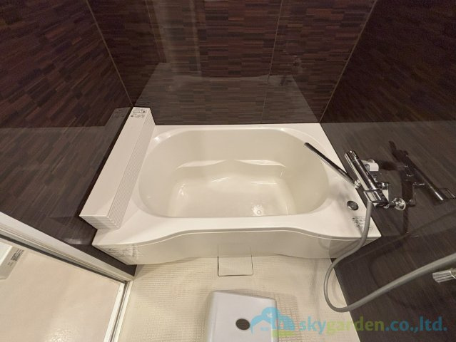 エクレール二宮 B棟の浴室