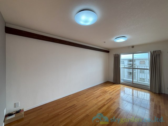 エクレール二宮 B棟の洋室