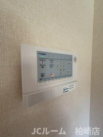 柏崎市東本町３丁目のアパートのセキュリティ