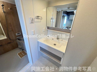 【洗面所】 | セレスティア岐南　East