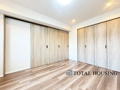 【洋室】 | コープ野村澄川第弐 | 洋室　約7.0帖
LDKと隣接した洋室でリビングから目が届く場所なので、お子様の遊び部屋・お昼寝スペースとして使うのもオススメです♪