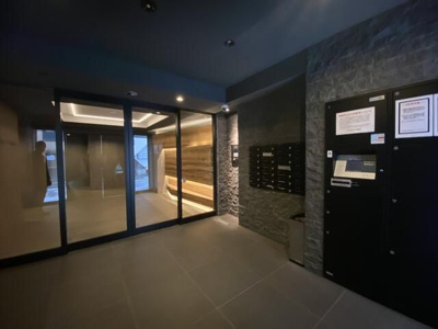 【エントランス】 | ＬＵＭＥＥＤ大島