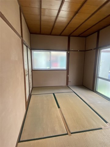 姫路市御立西２丁目の一戸建ての和室