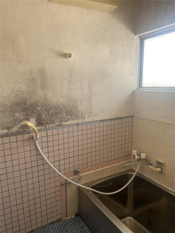 姫路市御立西２丁目の一戸建ての浴室