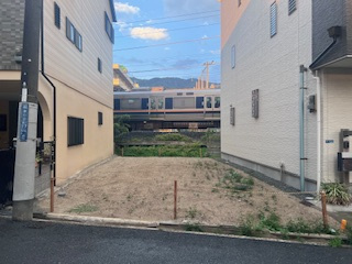 売土地　大東市南津の辺町（建築条件無し更地）