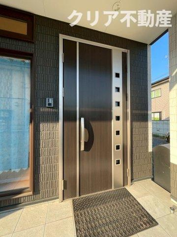 【玄関】 | 邑楽町中野中古平屋住宅
