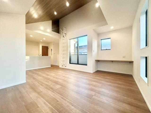 豊島区長崎5丁目　新築戸建　残1棟