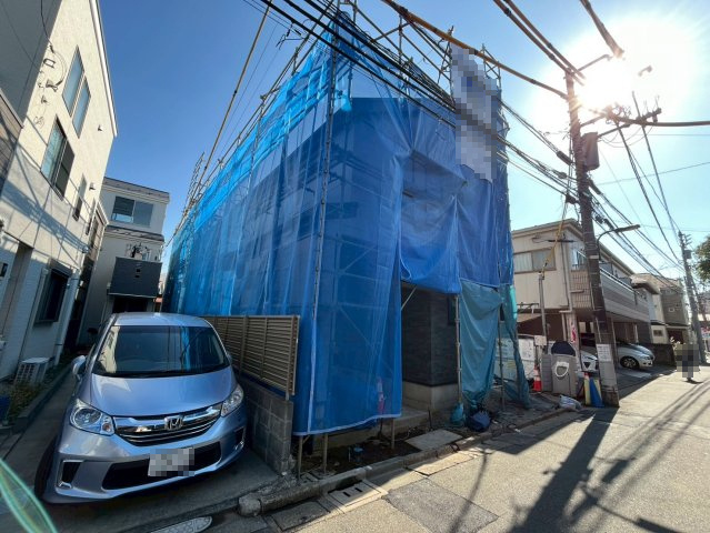 豊島区長崎5丁目　新築戸建　全2棟の外観|2025.10.09撮影

ご内見希望・資料請求などお気軽にお問い合わせ下さい！
03-5990-5201