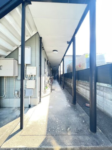 パークハイツさつきのエントランス
