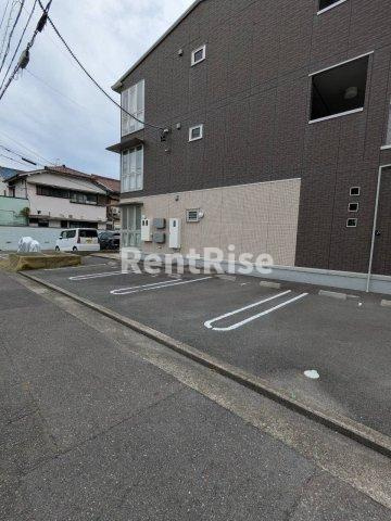 パステル一宮の駐車場