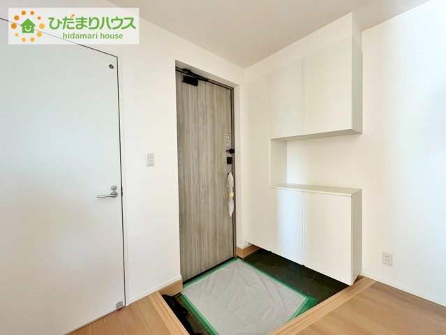 日立市東金沢町1丁目　新築戸建　2号棟の玄関|丁度良い靴箱のサイズ♪これだけあれば家族全員の靴がしまえてスッキリ(^O^)