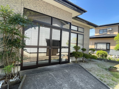 【玄関】 | 【中古戸建て】井川町八田大倉