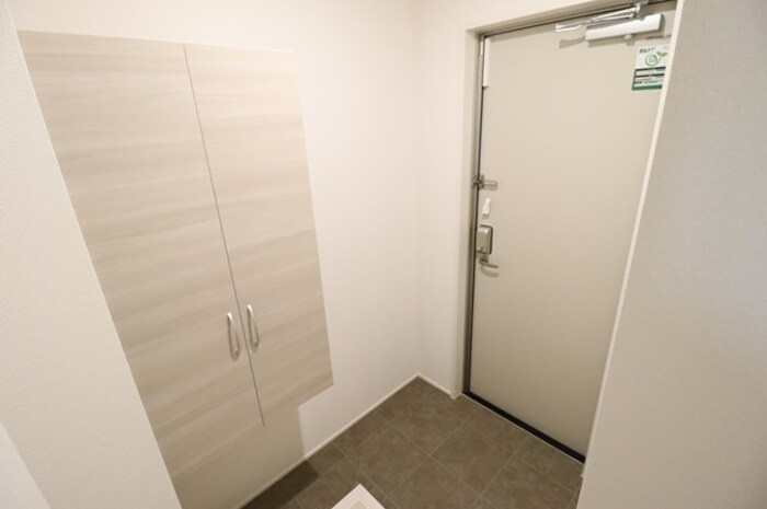 サンライズガーデンさくらの玄関|シューズボックス