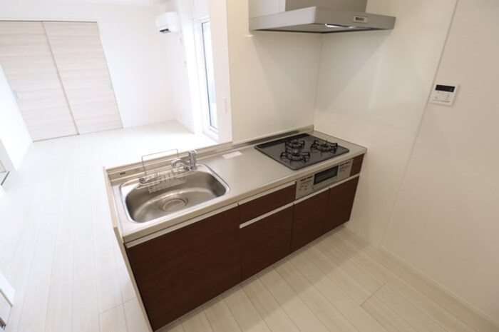 サンライズガーデンさくらのキッチン|対面式システムキッチン