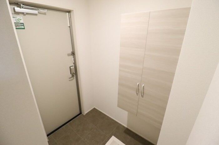 サンライズガーデンさくらの玄関|シューズボックス