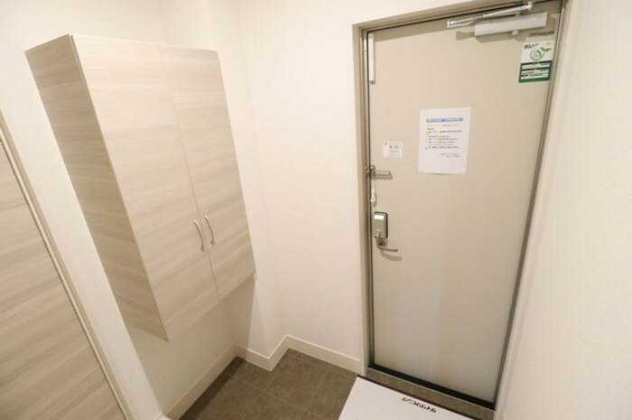 サンライズガーデンさくらの玄関|シューズボックス