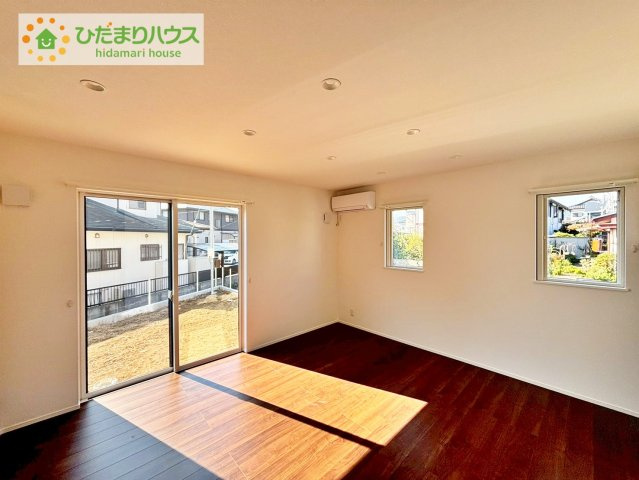 日立市東金沢町1丁目　新築戸建　1号棟の居間・リビング|お子様が元気に遊べる広々としたリビングです。