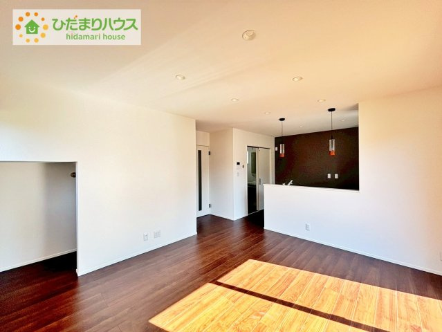 日立市東金沢町1丁目　新築戸建　3号棟の居間・リビング|早くお仕事終わらせて、家に帰りたくなるようなリビングです(^^♪