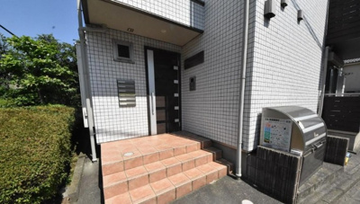 【エントランス】 | VILLA FLORA