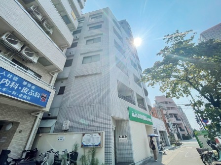 庚申ビルの外観