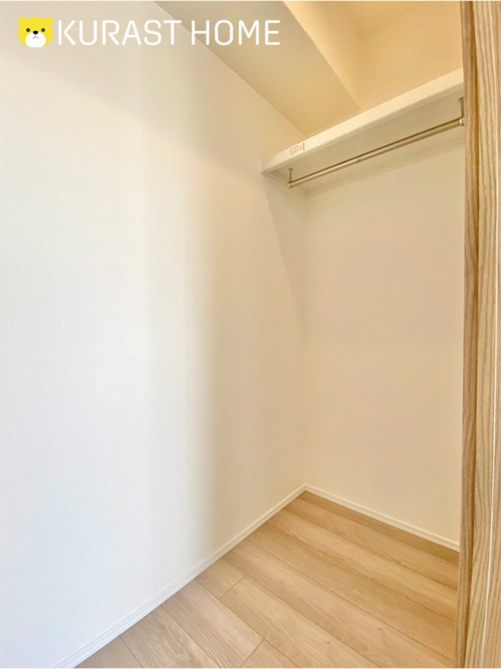 ローズヴィラ長岡京　7階の収納|ウォークインクローゼット