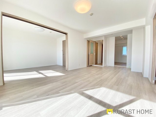 ローズヴィラ長岡京　7階の居間・リビング