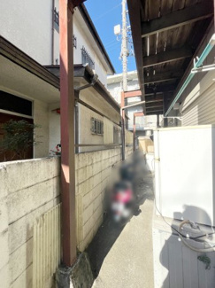 【エントランス】 | 京王線・飛田給駅まで5分のエキチカ一棟アパート（再建築不可）