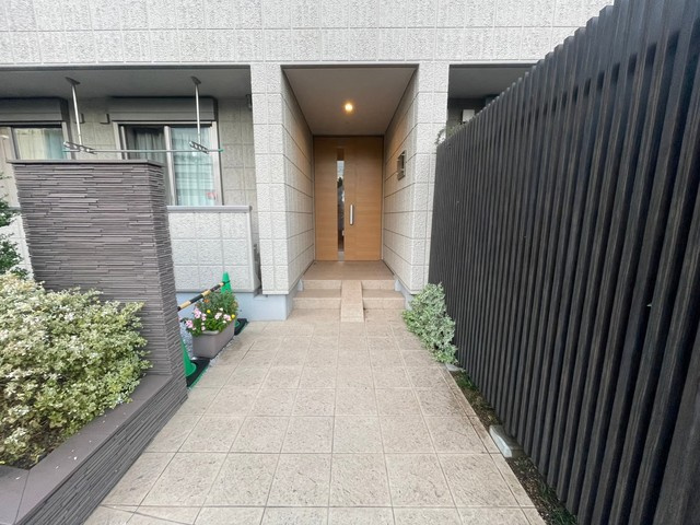 アネシス上星川のエントランス