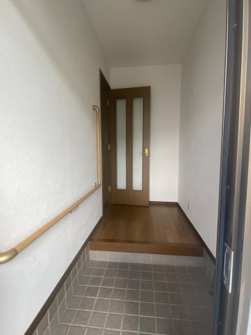 御国野町深志野三戸一の玄関