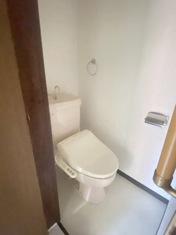 御国野町深志野三戸一のトイレ