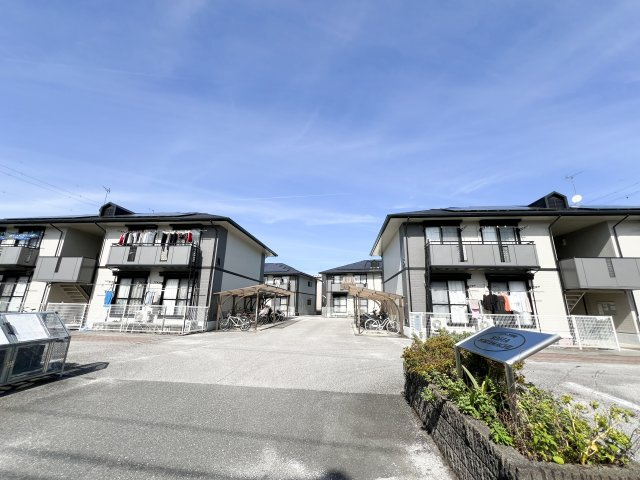 ソフィア横町 C棟のエントランス