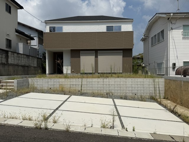 西区秋葉台2丁目中古戸建の外観