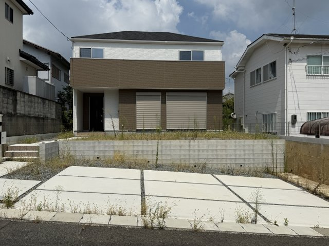 西区秋葉台2丁目中古戸建の外観