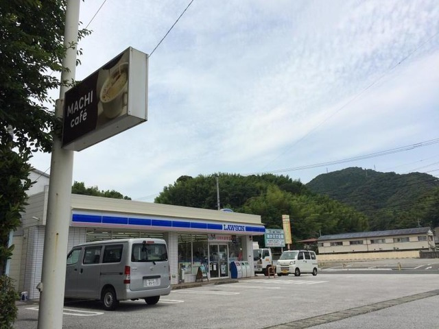 ロイヤルハイツ横浜の周辺|ローソン 高知横浜店 0.1km