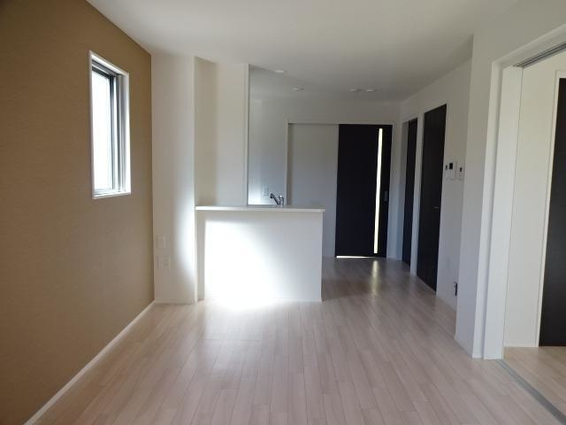 ロイヤルハイツ横浜の居間・リビング|リビング