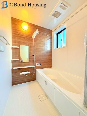 WICあり収納豊富　伊川谷町潤和　新築2区画　1号棟の浴室