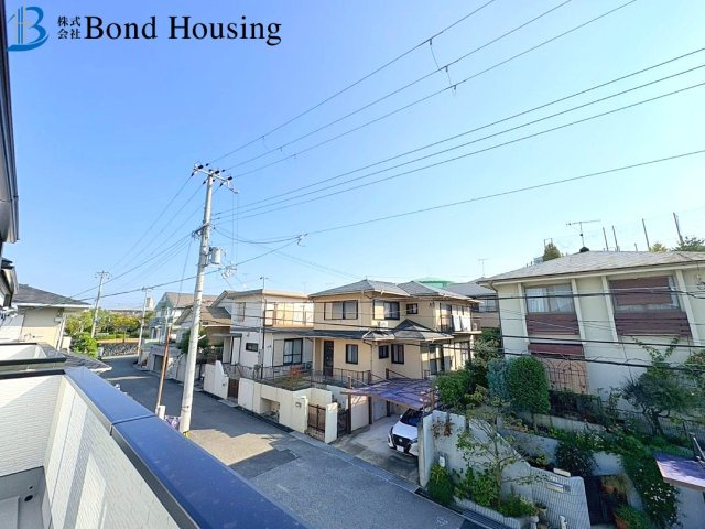 駐車2台可能　伊川谷町潤和　新築2区画　2号棟の前面道路含む現地写真